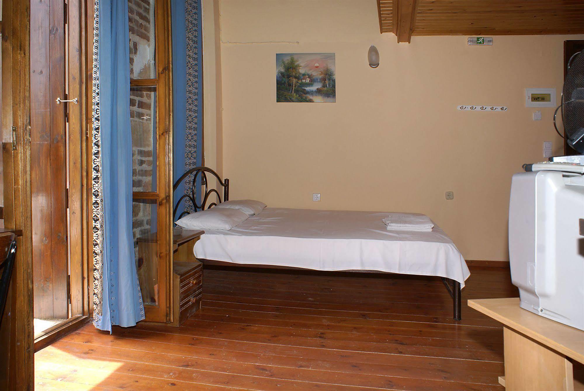 Kydonia Rooms Chania  Exteriör bild