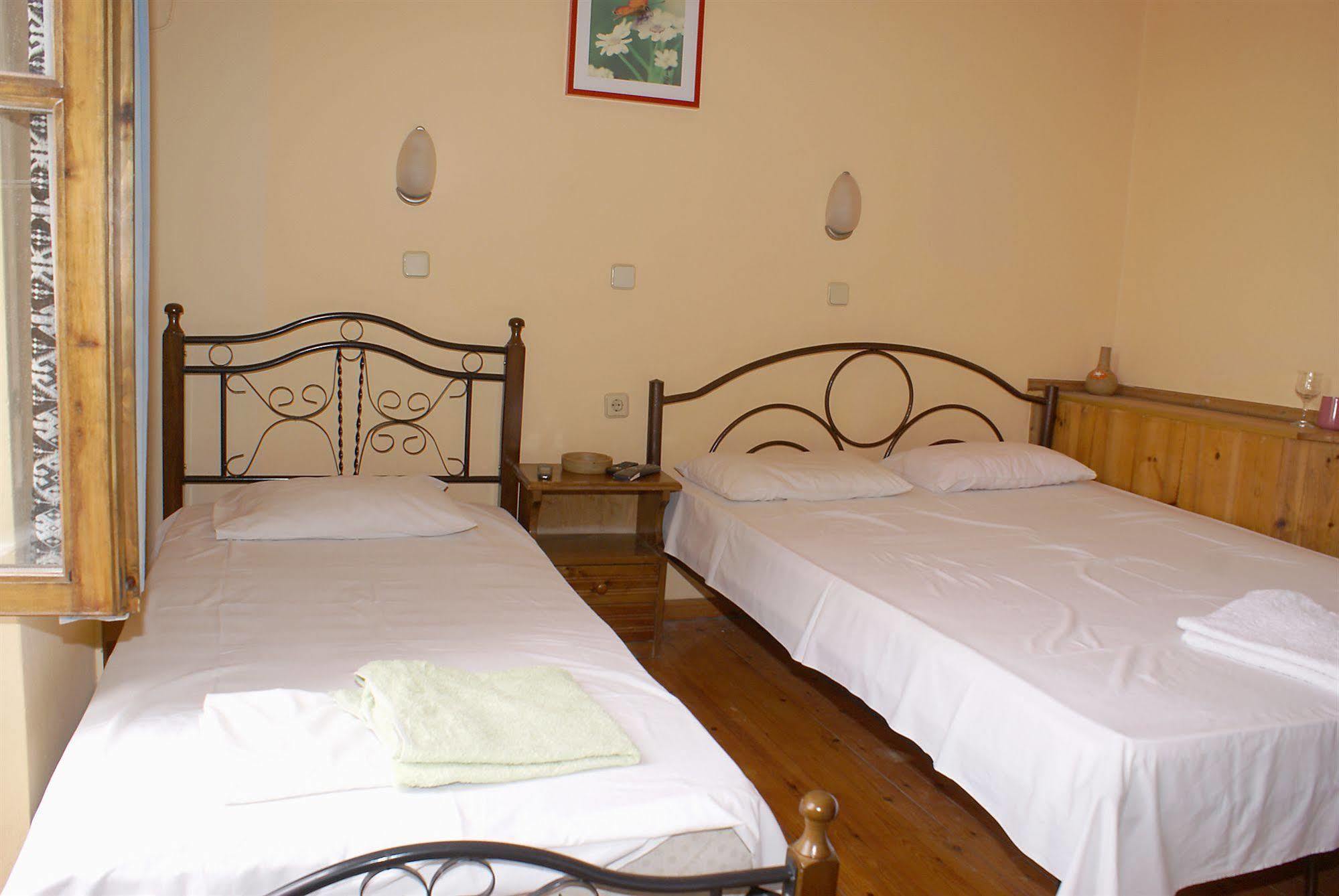 Kydonia Rooms Chania  Exteriör bild