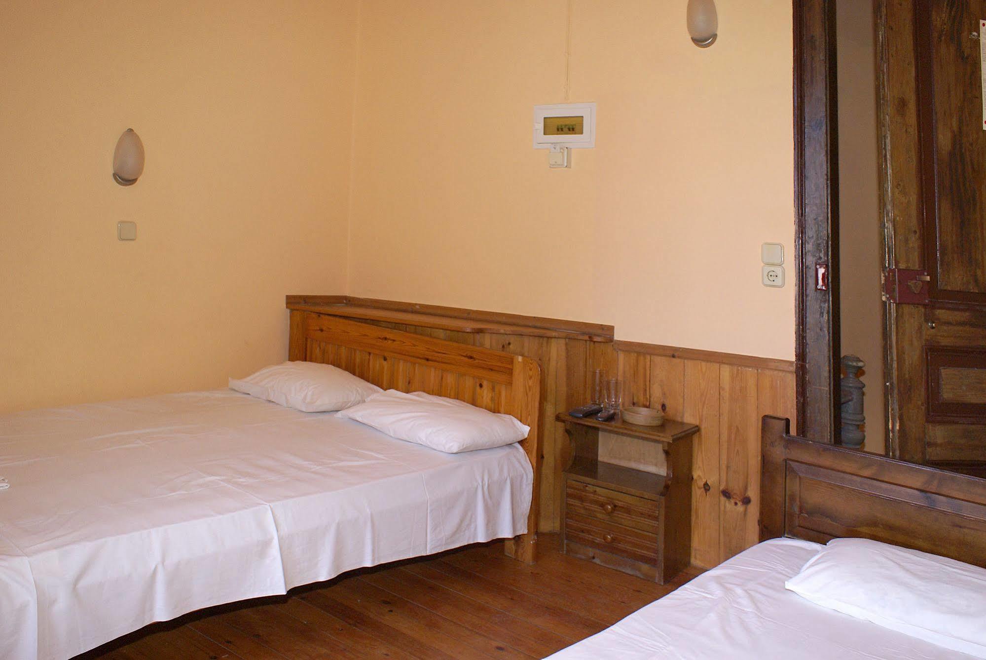 Kydonia Rooms Chania  Exteriör bild