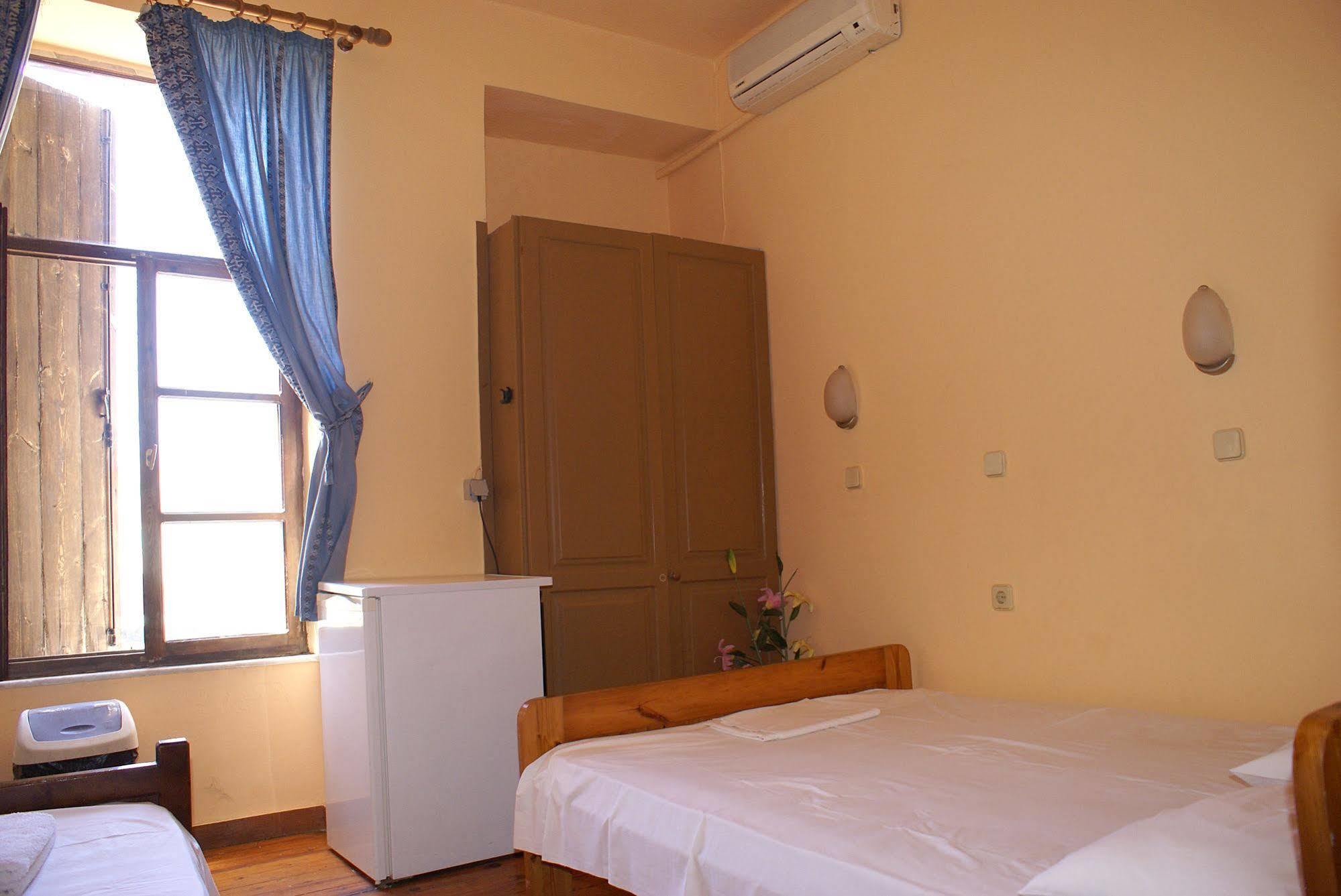 Kydonia Rooms Chania  Exteriör bild