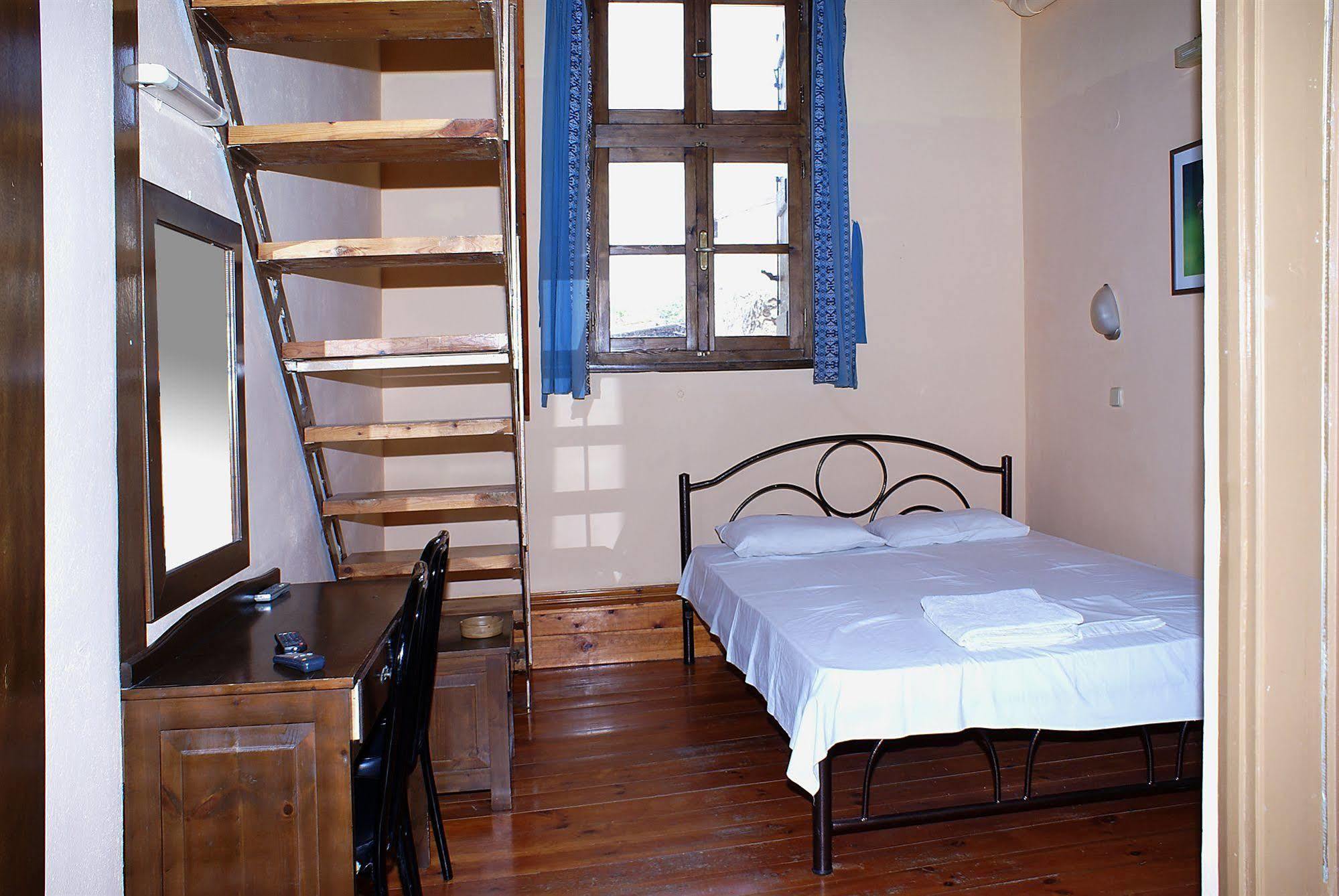 Kydonia Rooms Chania  Exteriör bild